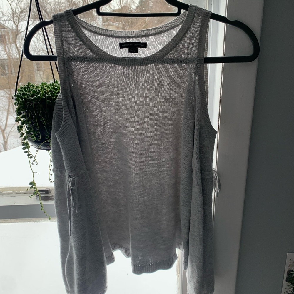 Small Gray American Eagle cut out shoulders sweater